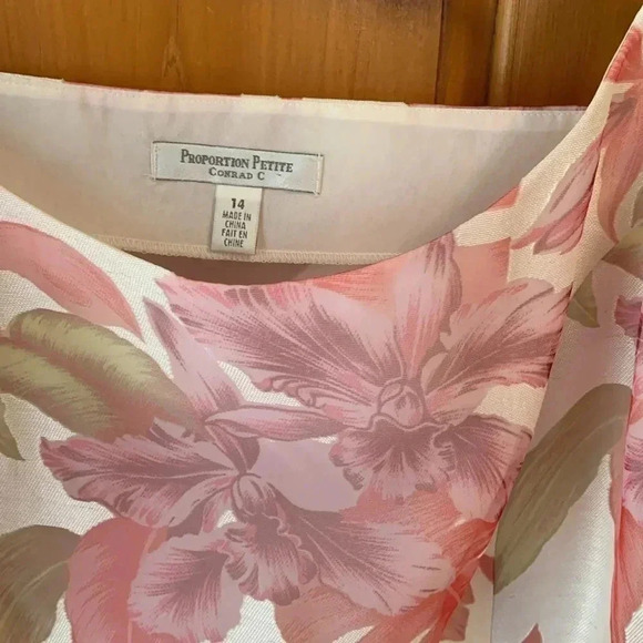 Conrad C  2pc set 12P - Picture 6 of 16